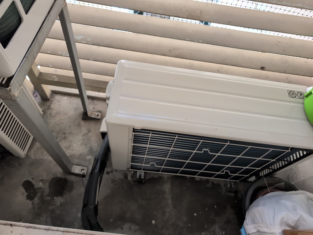 Eurohub Aircon Pte. Ltd. Best Aircon Servicing, aircon repair and aircon installation in Singapore